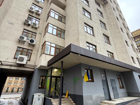 коммерческая по адресу Антоновича ул. (Горького), 103