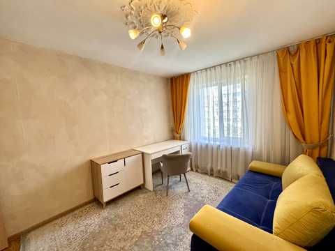 квартира за адресою Незалежності вул. (Армійська), 10