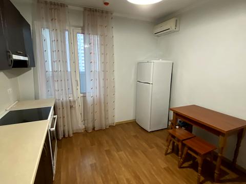 квартира по адресу Софии Русовой ул., 1-Б