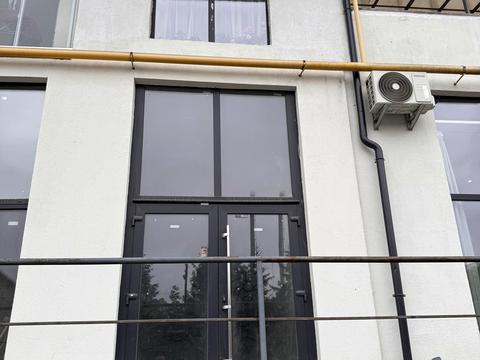 комерційна за адресою Городницька вул., 47