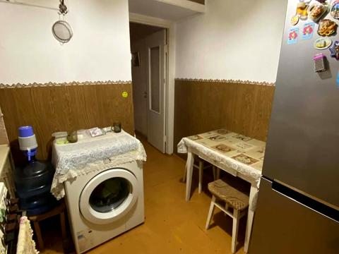 квартира за адресою Володимира Івасюка вул., 4
