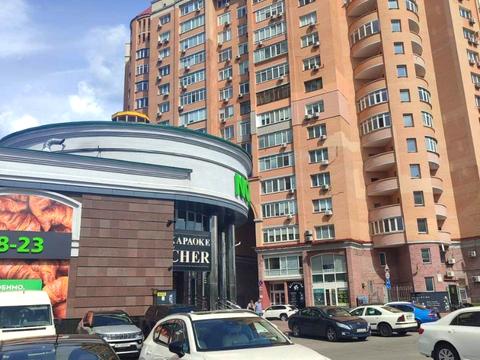 квартира за адресою Володимира Івасюка просп. (Героїв Сталінграду), 4