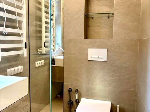 квартира за адресою Салютна вул., 2к6