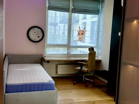 квартира за адресою Салютна вул., 2к6