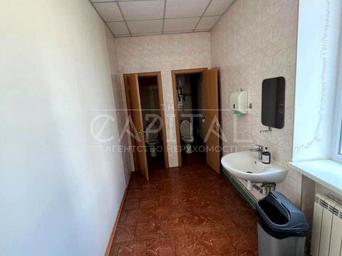 комерційна за адресою вул. Промислова, 1