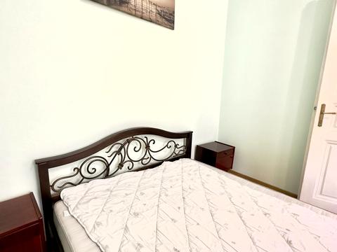 квартира за адресою Шота Руставелі вул., 4