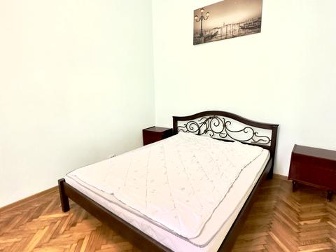 квартира за адресою Шота Руставелі вул., 4