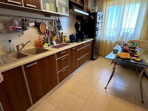 квартира за адресою Євгена Танцюри вул., 18а
