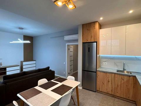 будинок за адресою с. Липники, Квітова, 3