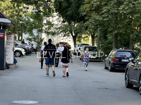 комерційна за адресою Оболонський просп., 22-А