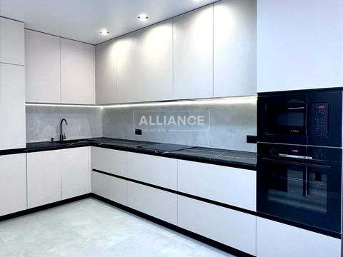 квартира за адресою Романа Левицького вул., 4