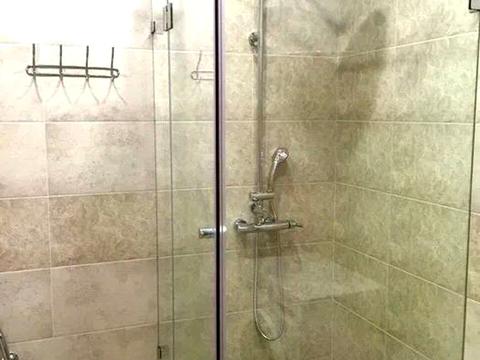квартира за адресою Середньофонтанська вул., 30
