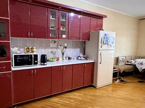 будинок за адресою Франка вул., 1