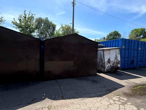 комерційна за адресою Березняківська вул., 17