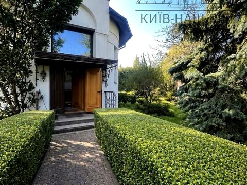 будинок за адресою Лугова вул., 121
