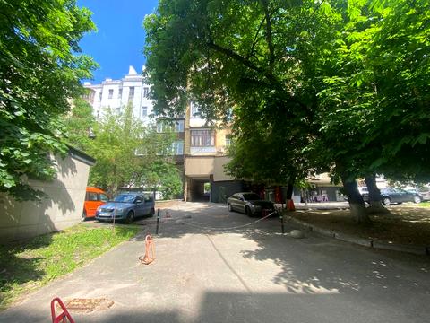 коммерческая по адресу Саксаганского ул., 27-Б