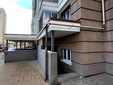 комерційна за адресою Марії Примаченко вул. (Першотравнева), 23