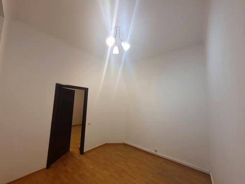 комерційна за адресою Шота Руставелі вул., 34