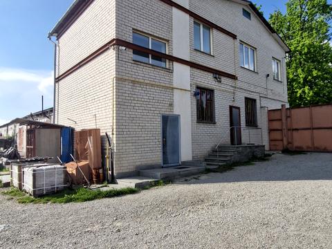 комерційна за адресою Нескорених, 22