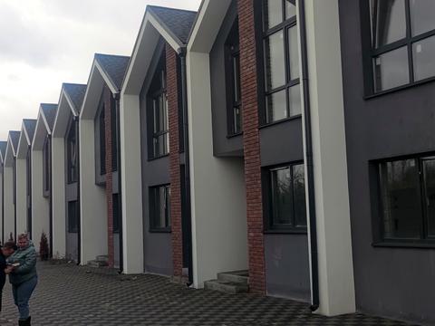 будинок за адресою Молодіжна вул., 4