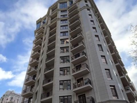 квартира за адресою Італійський бульв., 1г