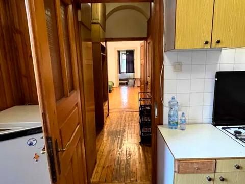 квартира за адресою Львів, Пекарська вул., 45