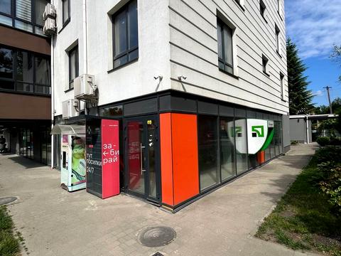 комерційна за адресою Петра Калнишевського вул., 13