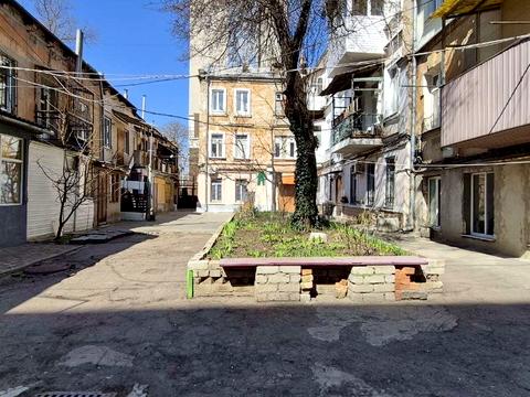 квартира за адресою Асташкіна вул. (Крива), 3