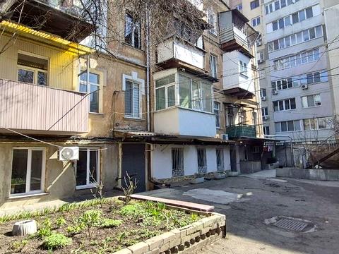 квартира за адресою Асташкіна вул. (Крива), 3