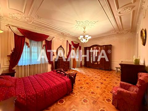 квартира за адресою Богдана Хмельницького вул., 15/19