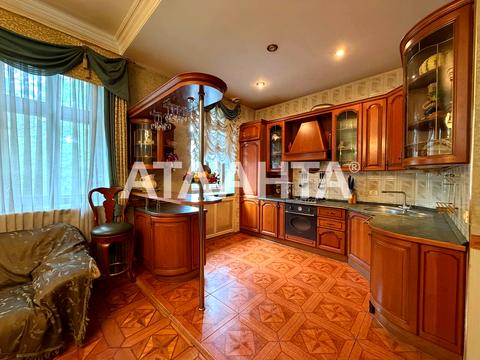 квартира за адресою Богдана Хмельницького вул., 15/19