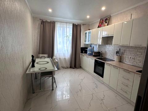 квартира за адресою Академіка Сахарова вул., (47 перлина)