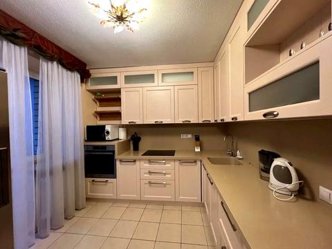 квартира за адресою Олександра Довженка вул., 14/1