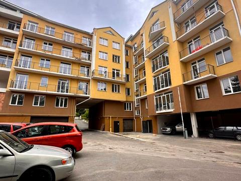 квартира за адресою Українська вул., (Будинок)