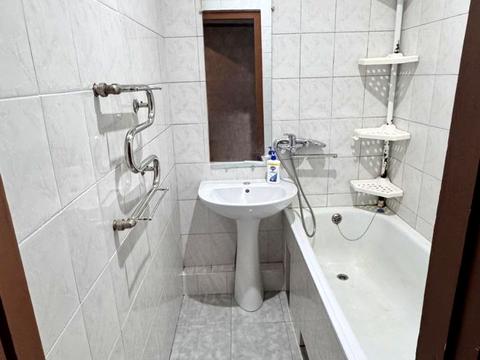 квартира по адресу Любарского ул. (Білостоцького), 86