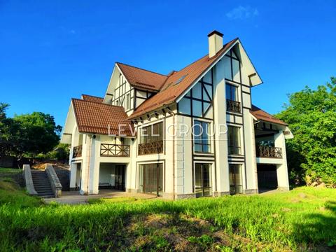 будинок за адресою Захистників Вітчизни, 43