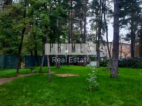 коммерческая по адресу Боровая ул., 4