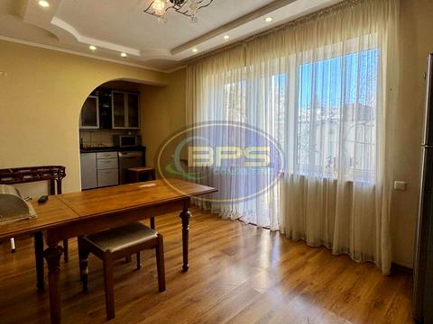 будинок за адресою Дніпровська вул., 44