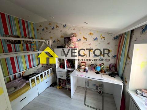квартира за адресою Соборності вул. (Жовтнева), 30а к2