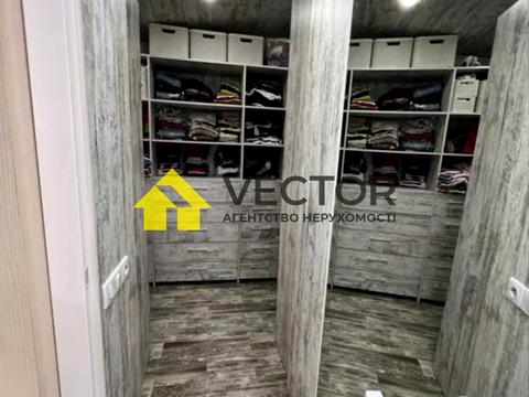 квартира за адресою Соборності вул. (Жовтнева), 30а к2