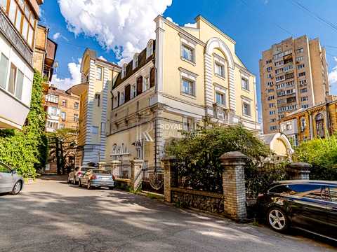 коммерческая по адресу Саксаганского ул., 60
