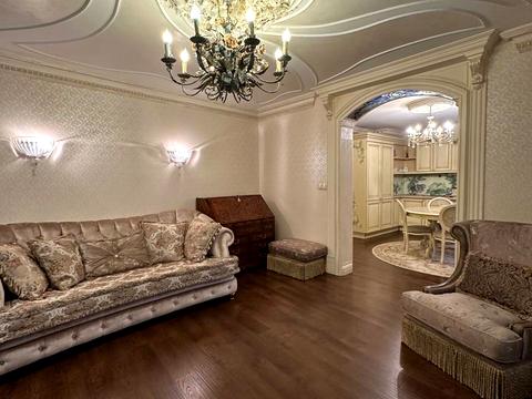 квартира за адресою Дніпровська набережна вул., 19-В