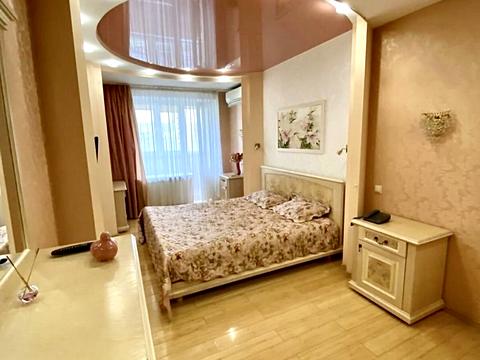 квартира за адресою Анни Ахматової вул., 16-Б