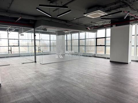 комерційна за адресою Степана Бандери просп. (Московський), 28