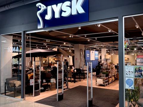 коммерческая по адресу Жемчужная ул., 11