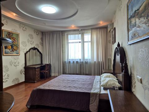 квартира за адресою Євгена Коновальця вул. (Щорса), 32-Б