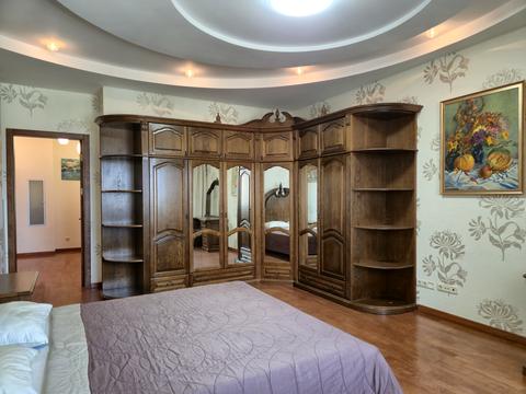 квартира за адресою Євгена Коновальця вул. (Щорса), 32-Б