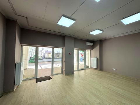 комерційна за адресою Михайла Максимовича вул. (Онуфрія Трутенка), 26-В