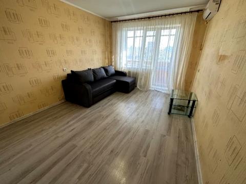 квартира за адресою Новорічна вул., 79