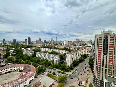 квартира за адресою Євгена Коновальця вул. (Щорса), 36-Б